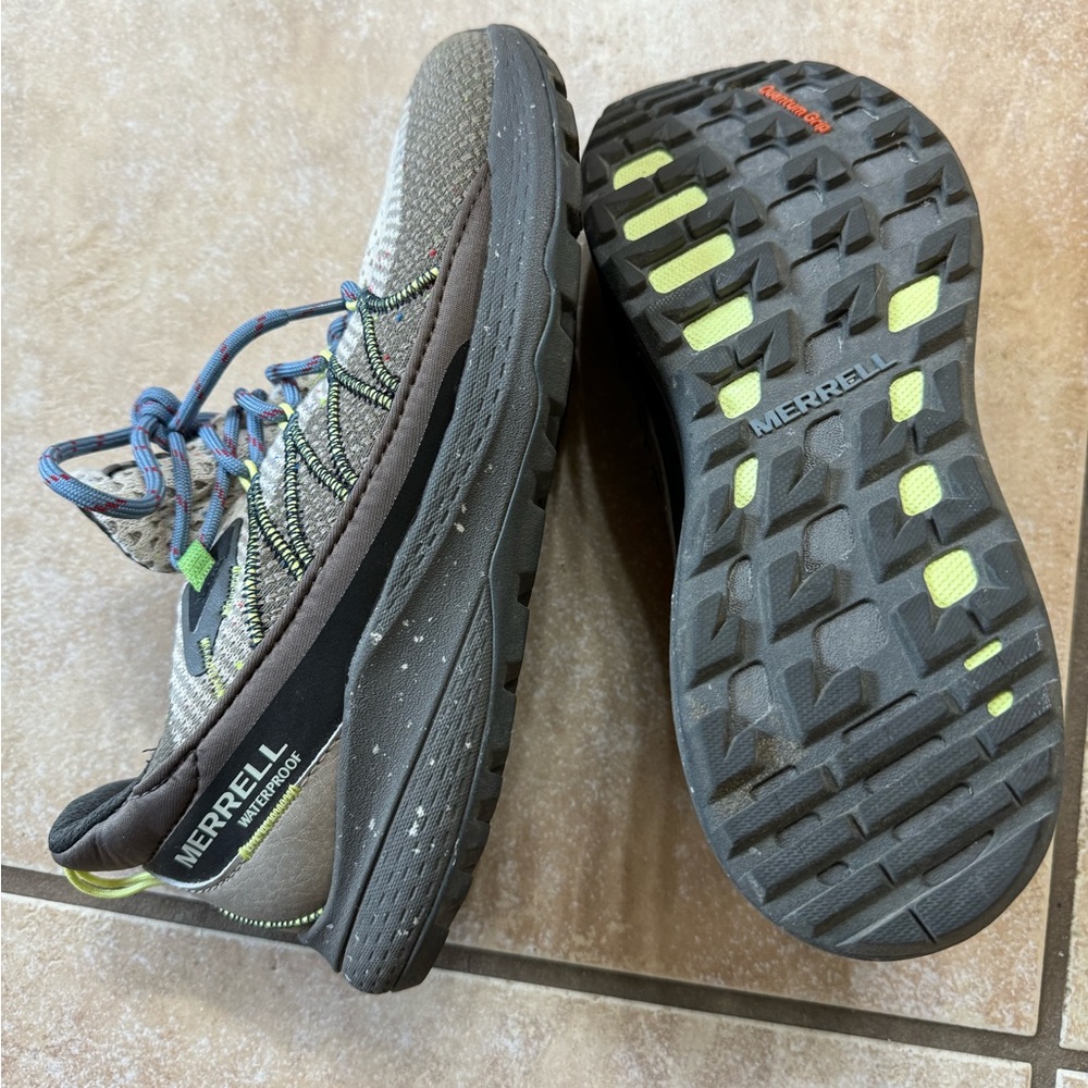 Merrell Women’s Hiking Shoes • Size 8.5 • Worn Once • Great Condition!